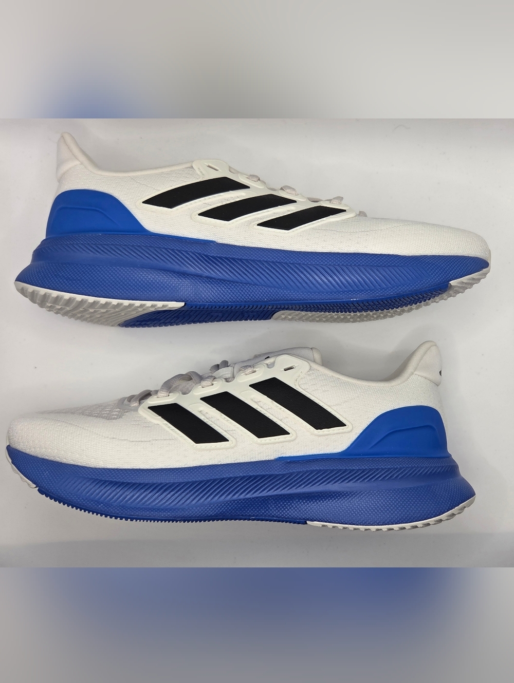 adidas Ultrarun 5 Mens Size 7, Womens Size 8.5 White/blue
